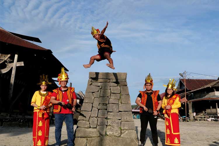 Tradisi dan Budaya Unik Nias yang Dilestarikan Turun Temurun